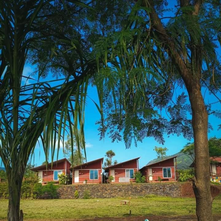 Mysticstays Resort Wai Exterior foto